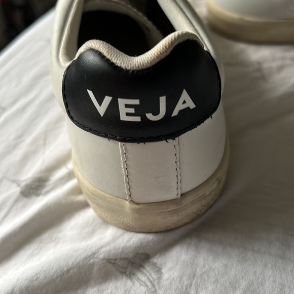 Veja sneakers - Picture 2 of 4
